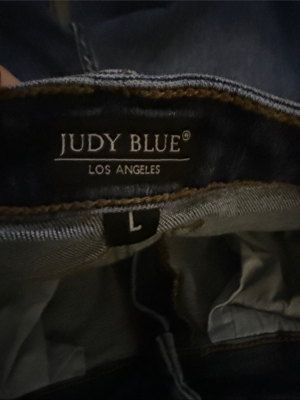 Judy Blue Dark Blue Cuffed Denim Bermuda Shorts size large - Picture 3 of 4